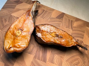 Рыба холодного копчения: Сом стейк х/к