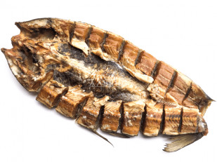 Щупальца кальмара гигантского х/к: Сом (бабочка) холодного копчения